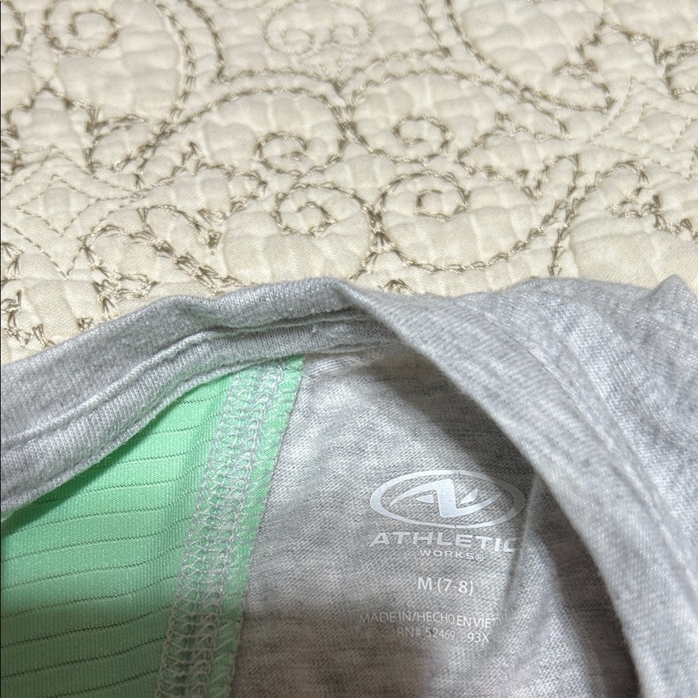 Girls' Assorted Colorful Tops Set - Picture 7 of 9